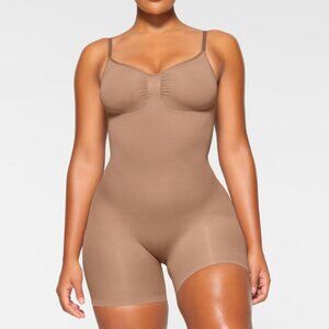 Skims Seamless Sculpt Mid Thigh Bodysuit 2X/3X